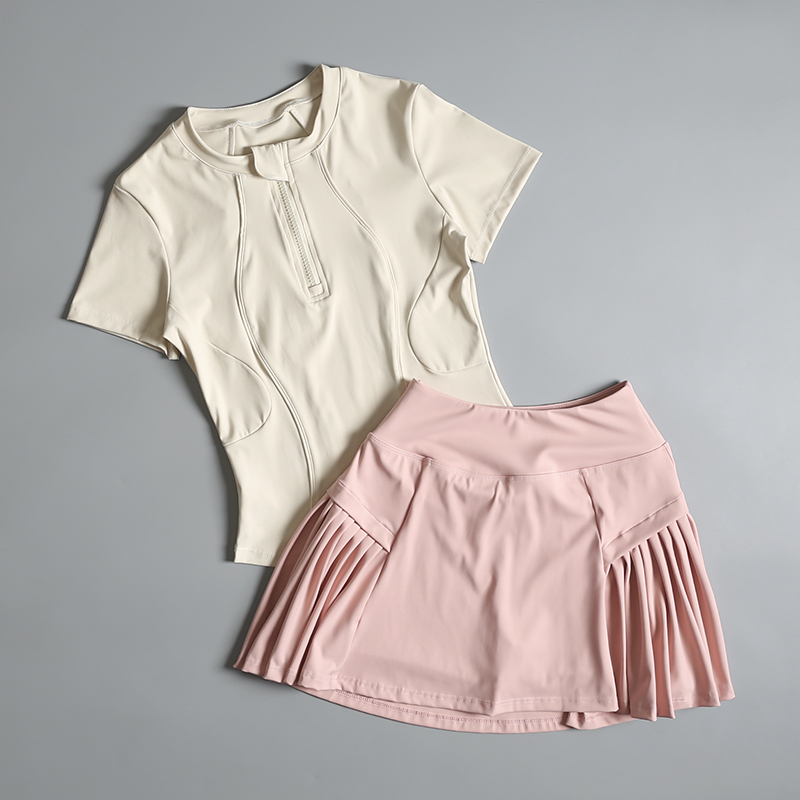 Running sports suit for women  - Badminton Vs Tennis recension och pris
