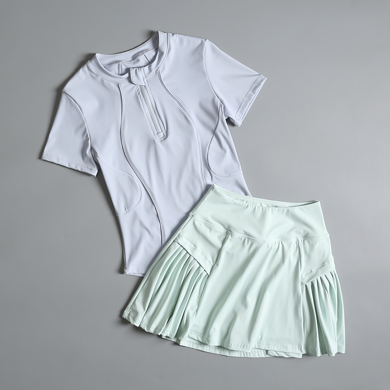 Running sports suit for women  - Badminton Vs Tennis recension och pris